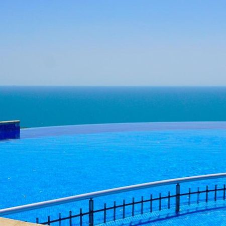 Морски апартаменти Джулая Морнинг - Sea View Apartments July Morning Каварна Екстер'єр фото