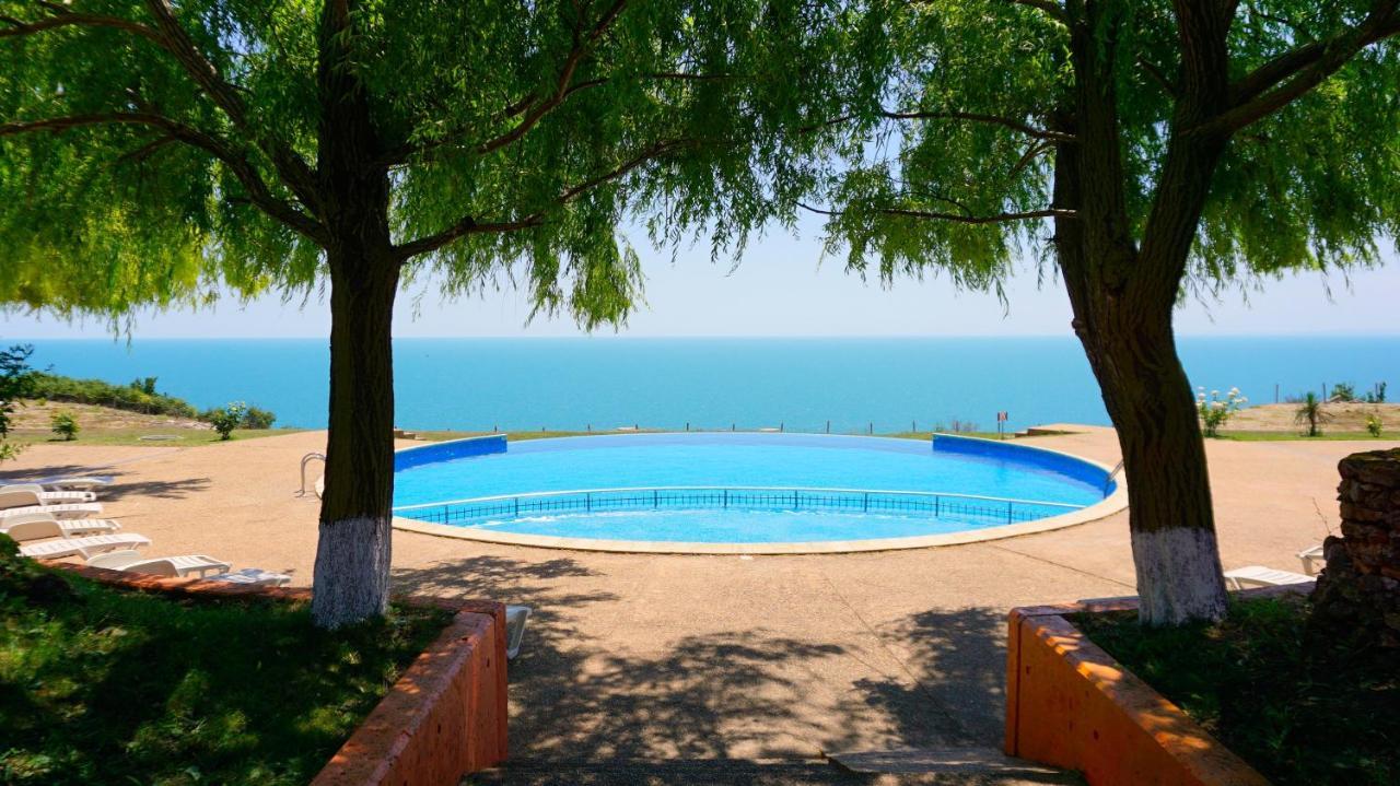 Морски апартаменти Джулая Морнинг - Sea View Apartments July Morning Каварна Екстер'єр фото
