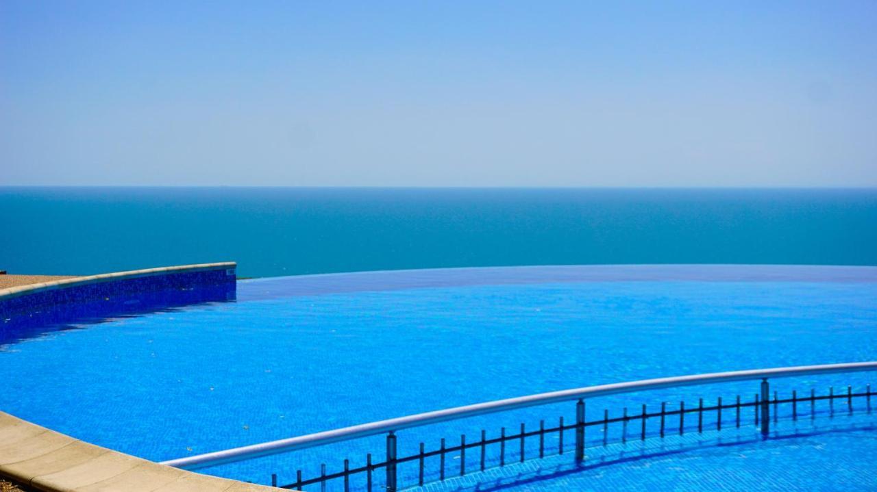 Морски апартаменти Джулая Морнинг - Sea View Apartments July Morning Каварна Екстер'єр фото