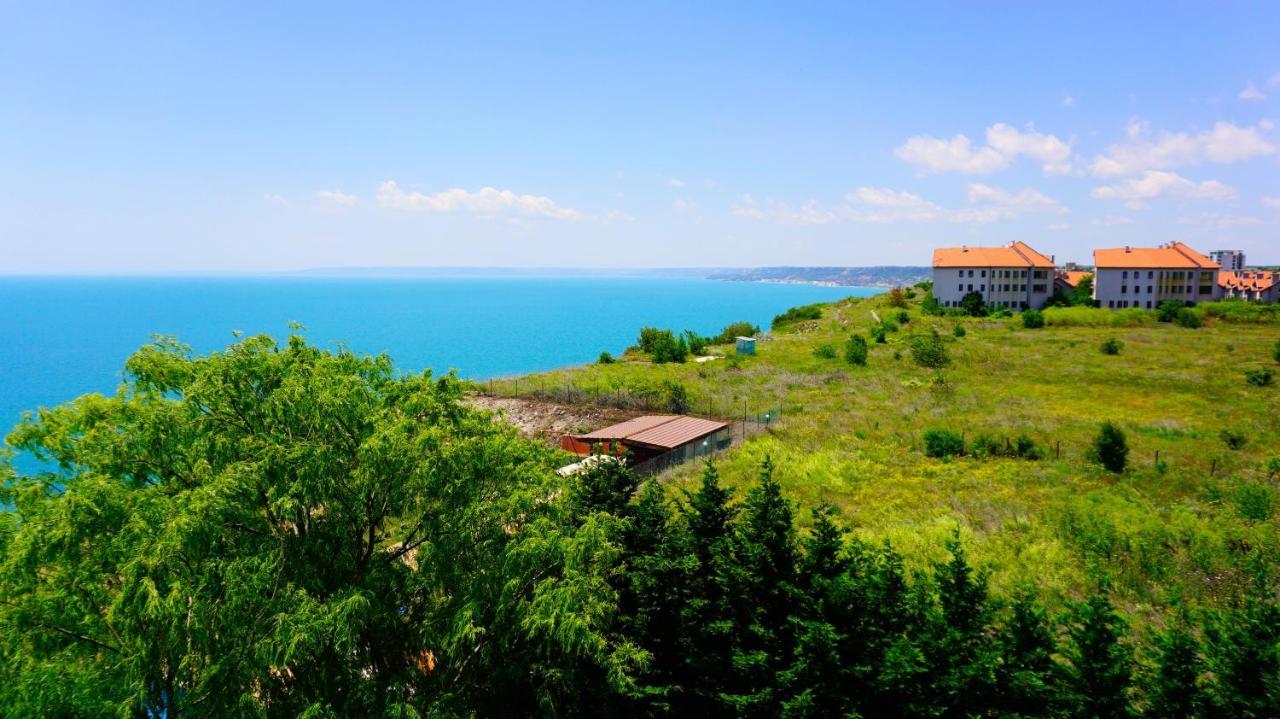 Морски апартаменти Джулая Морнинг - Sea View Apartments July Morning Каварна Екстер'єр фото